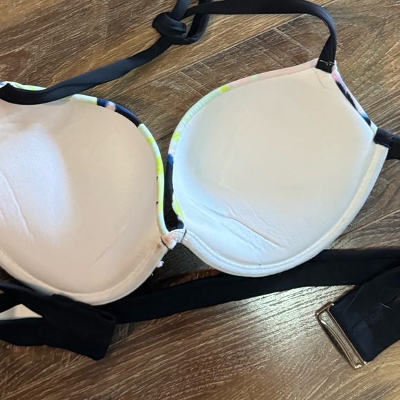 Victorias Secret Hottie Halter Banded Push-Up Bikini Top - Picture 4 of 5